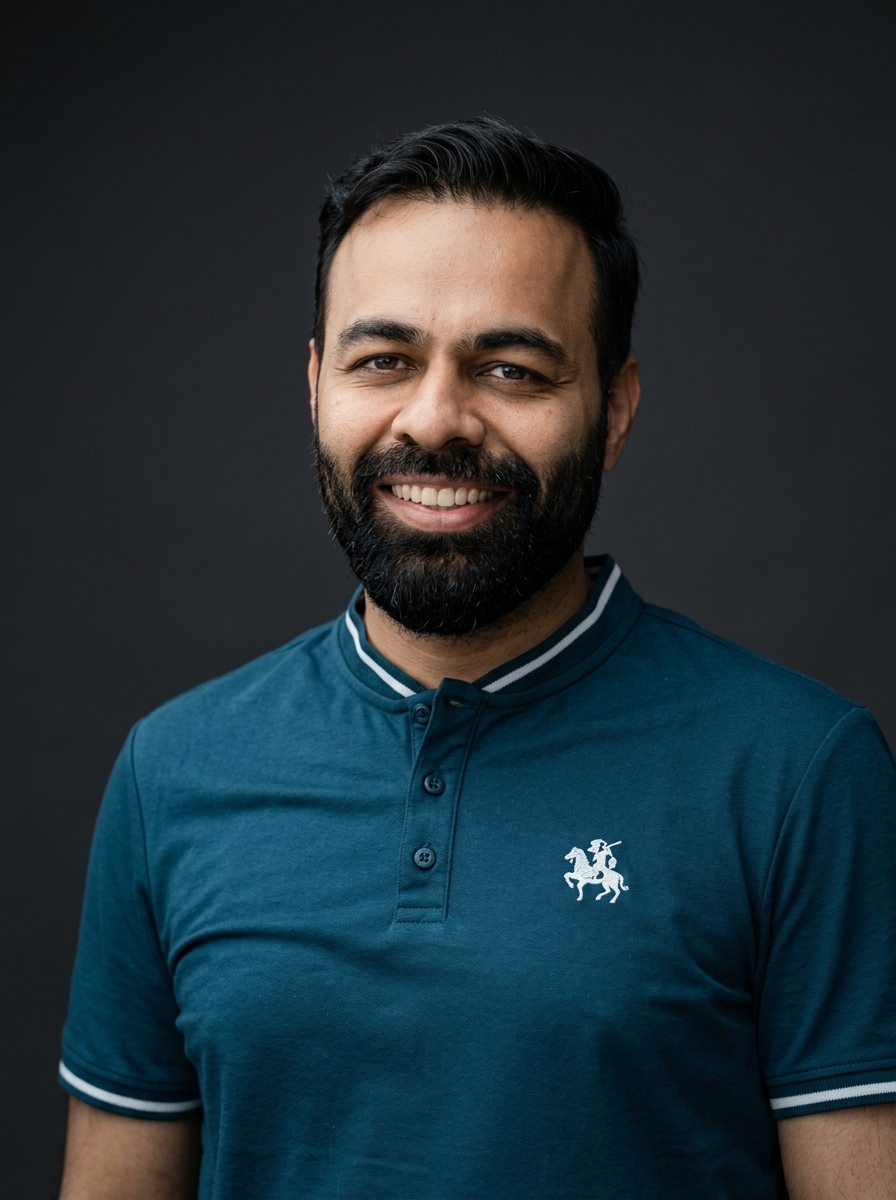 Arif Iqbal headshot