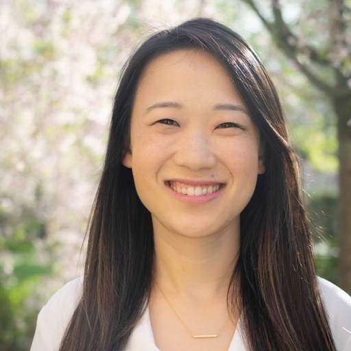 Cathy Han headshot