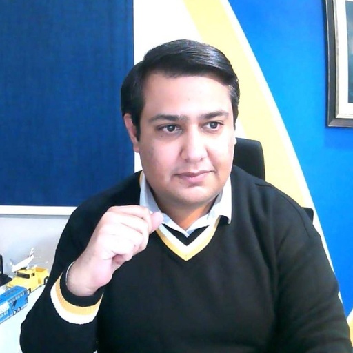 Faizan Aslam headshot