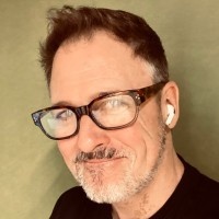 Jonathan Erwin headshot