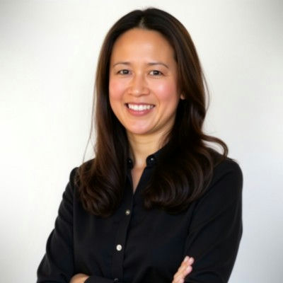 Lisa Hu headshot