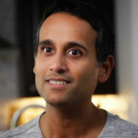 Murti Hussain headshot