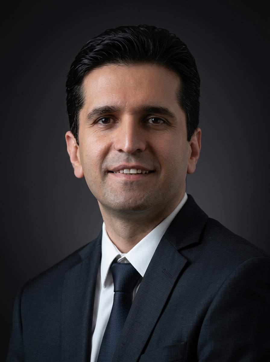 Shahriar Azizpour headshot