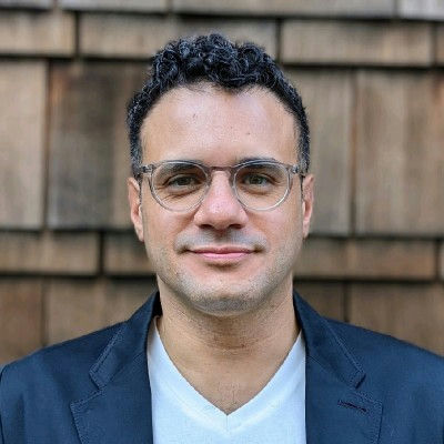 Waleed Mohsen headshot