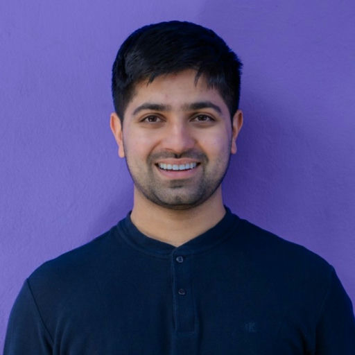 Zain Qayyum headshot