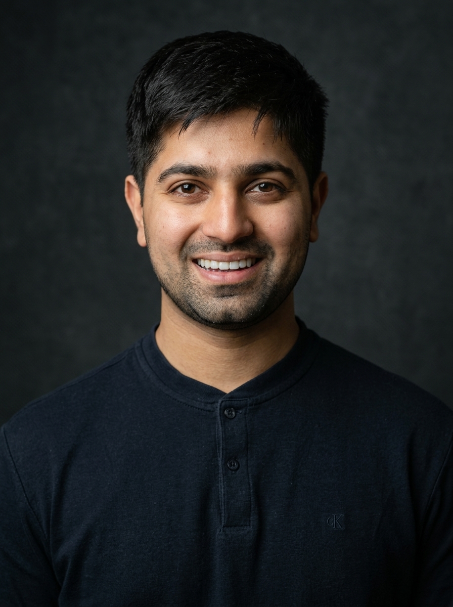 Zain Qayyum headshot