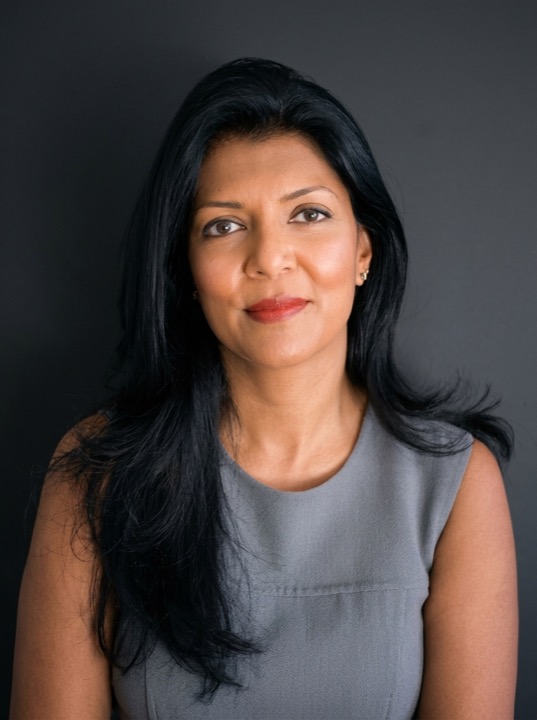 Duriya Farooqui headshot