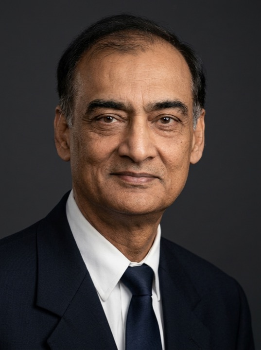 Ejaz Khan headshot