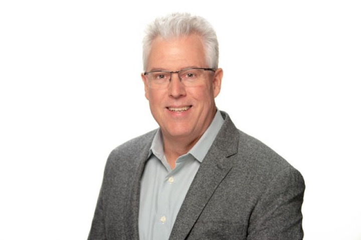 Steven Pietkiewicz headshot