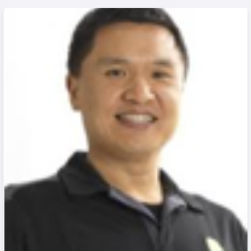 Charles Huang headshot